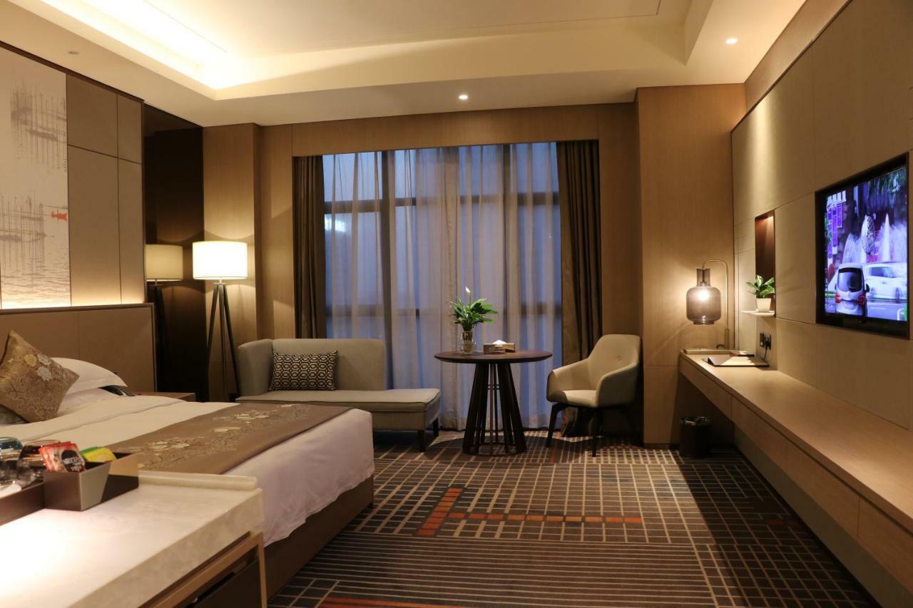 Ramada Plaza By Wyndham Changsha Wangcheng Exterior photo
