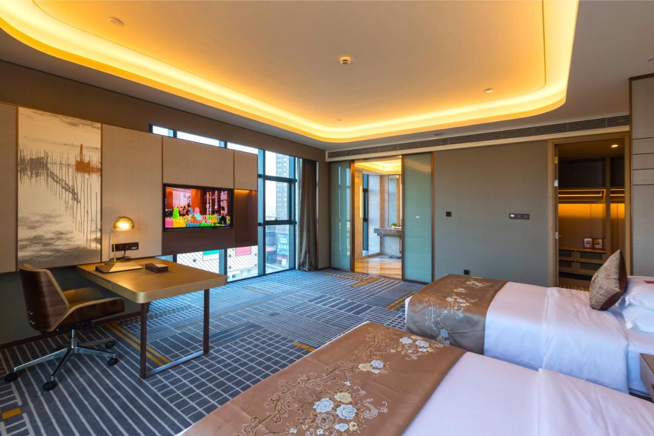 Ramada Plaza By Wyndham Changsha Wangcheng Exterior photo